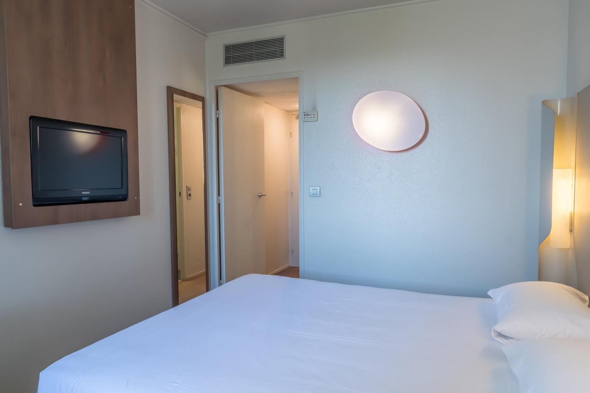 Campanile Nogent-Sur-Marne Hotell Eksteriør bilde